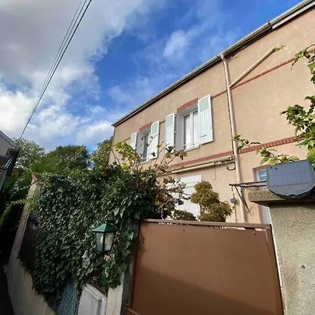 Maison De Avec Grande Terrasse